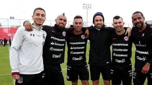 Arturo Vidal compartió con sus amigos de Colo Colo