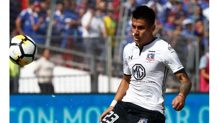 Baeza en su último gol en Colo Colo, ante la U.