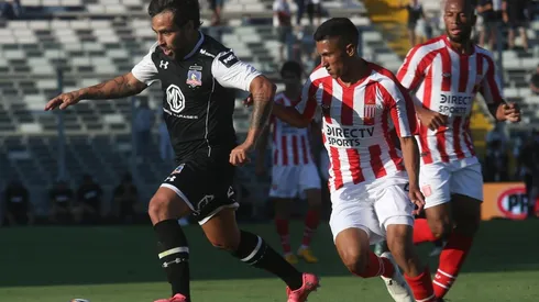 Valdivia ante Estudiante en la Noche Alba.