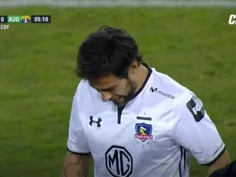 ¡Otro más al hospital! Valdivia salió lesionado y encendió alarmas