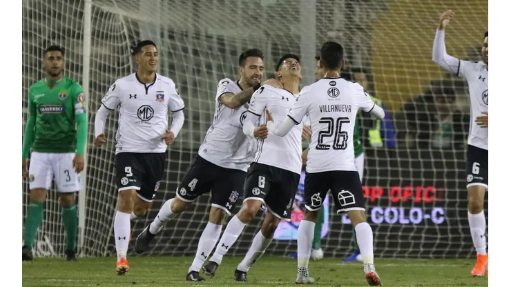 Esteban Pavez celebra su gol ante Audax.