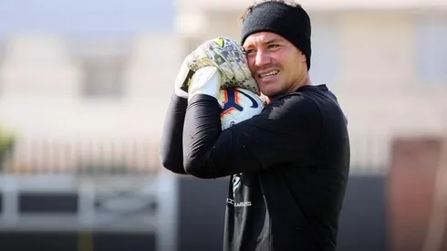 Darío Melo estaba vuelto loco dando instrucciones y arengando al equipo