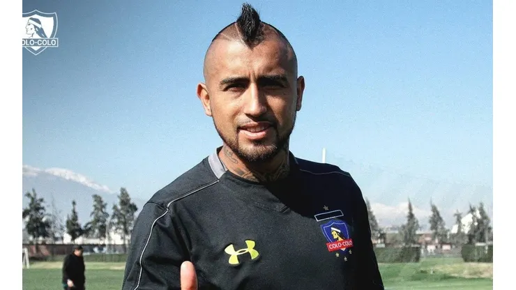 Colo Colo al King: "La Ruca siempre será tu casa, Arturo"