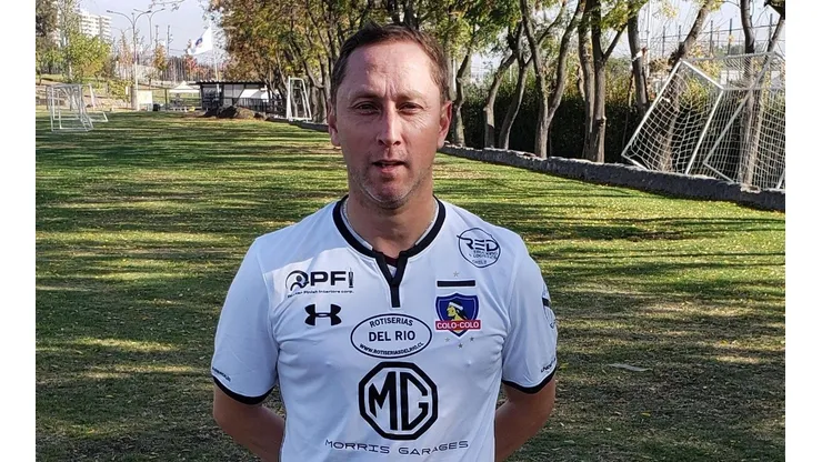 Luis Mena es entrenador de la sub 17 de Colo Colo