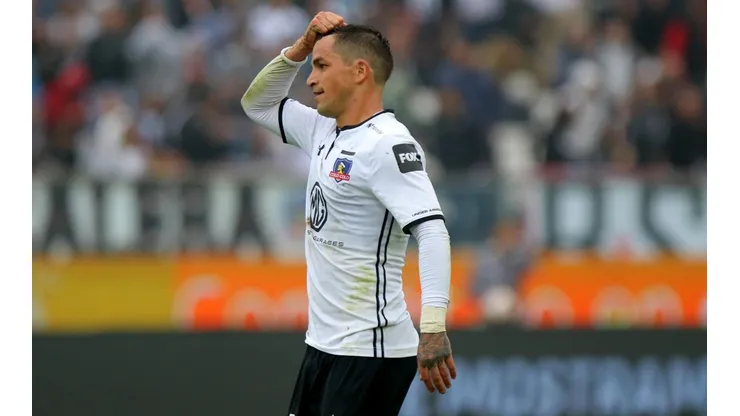 Gabriel Costa ha sido duramente cuestionado por los hinchas albos