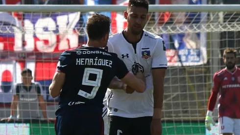 El momento de la agresión de Henríquez a Insaurralde.