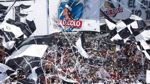 Hinchada de Colo Colo en el Monumental