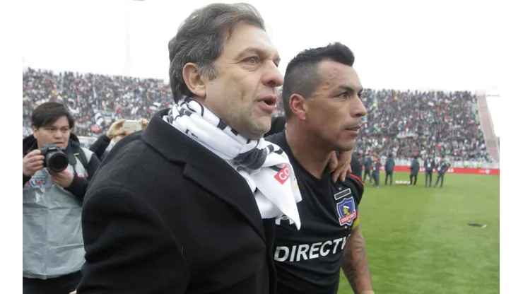 Mosa confía en que Esteban Paredes seguirá ligado a Colo Colo tras el retiro