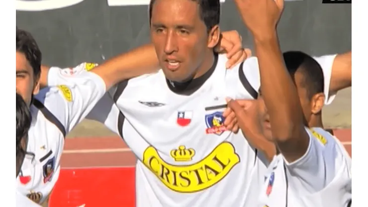 Lucas Barrios anotó dos goles en aquel partido