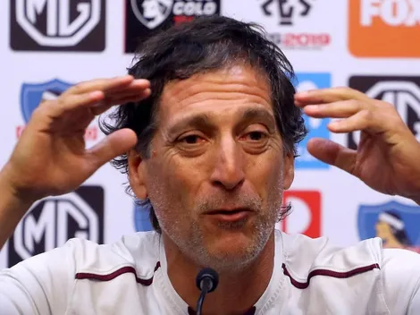 ¿Debe Mario Salas cambiar su dibujo táctico en Colo Colo?