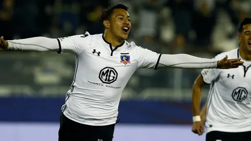 Iván Morales celebrando su gol ante Palestino