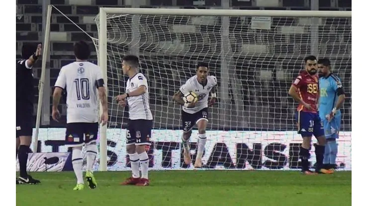 Colo Colo busca dejar su mala racha en el pasado, ante Palestino en el Monumental.
