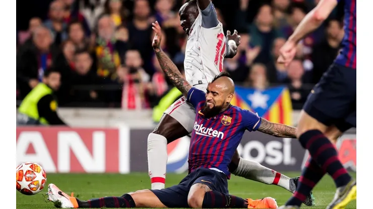 Arturo Vidal fue una de las buenas figuras del Barcelona en la ida