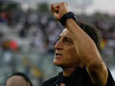 Mario Salas aprieta a todo el mundo para levantar la cabeza