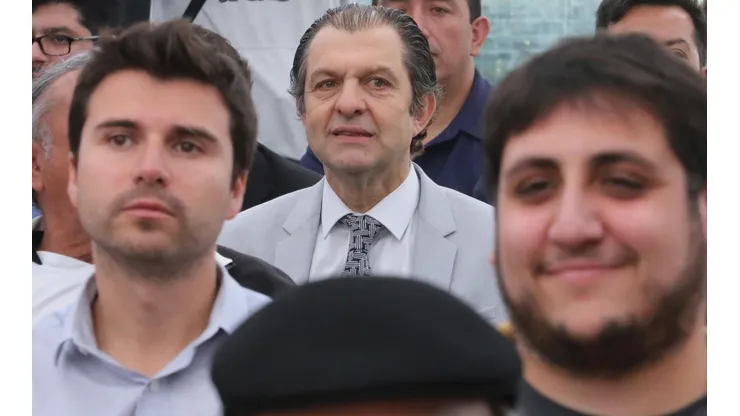 Mosa en la junta de accionistas de hoy.