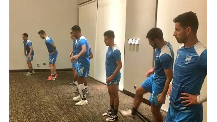 Universidad Católica de Ecuador ya está en Santiago para enfrentar al Cacique