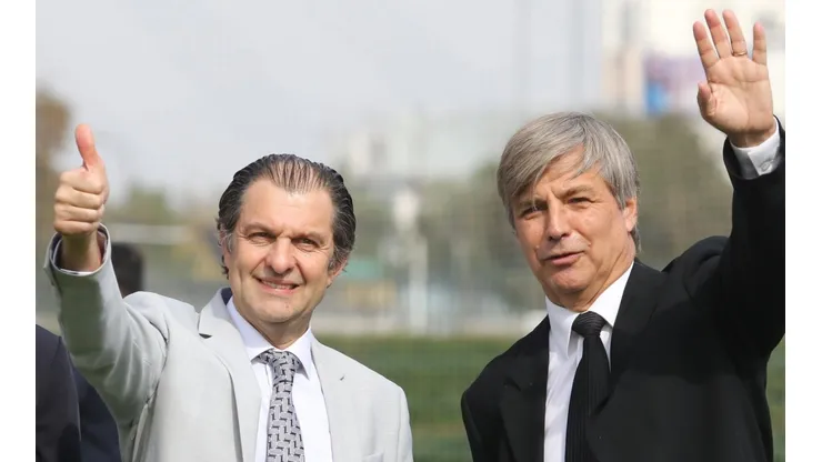 Mosa junto a Mayne-Nicholls, su gran carta.