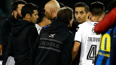 Mario Salas y Osvaldo Alegría increpando a Francisco Gilabert