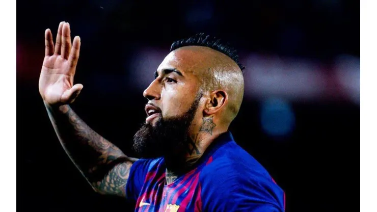 Arturo Vidal fue elogiado por el principal medio catalán