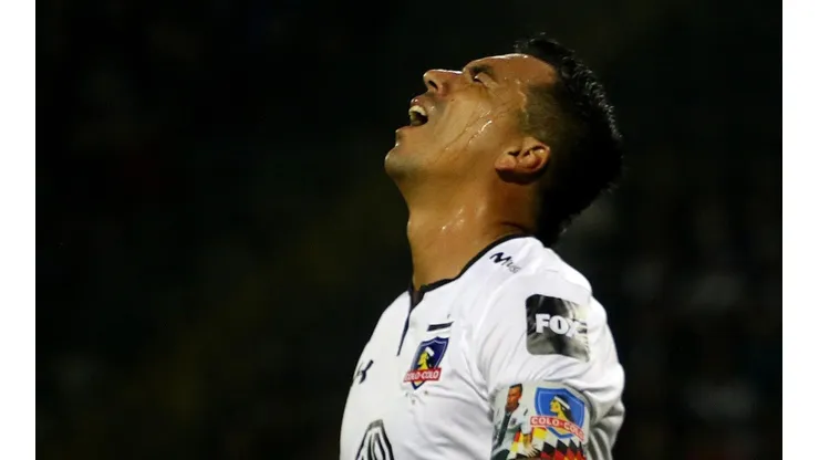 Esteban Paredes anotó nuevamente, se acerca al record, pero no sirvió para ganar