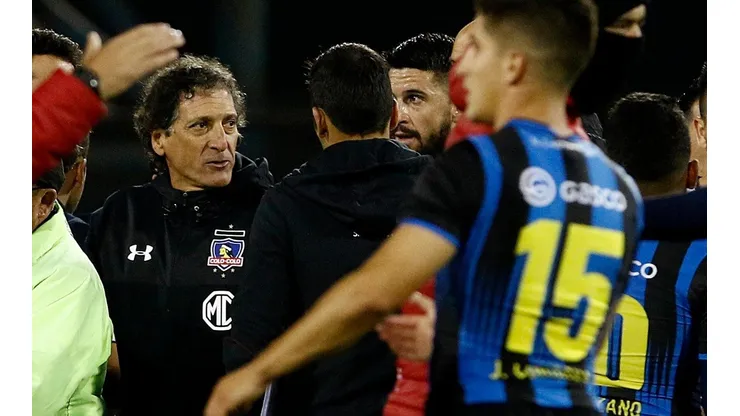 Mario Salas hizo notar su molestia una vez finalizado el partido