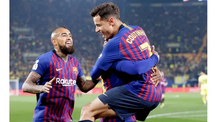 Arturo Vidal celebra con Barcelona.