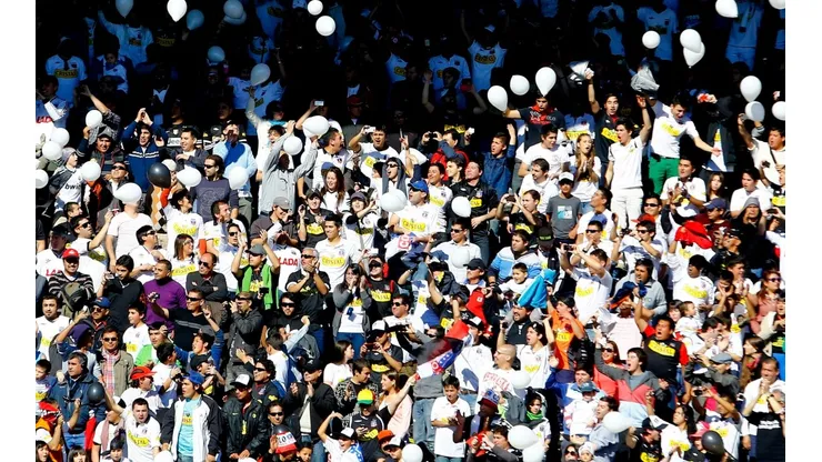 Hinchas de Colo Colo en Talcahuano