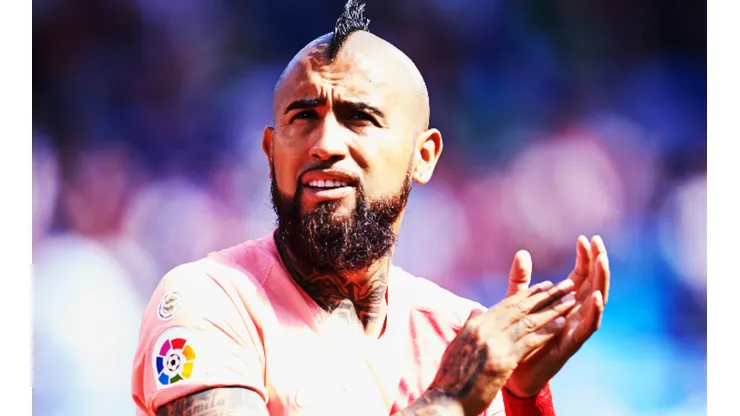 Hinchas del Barça llamaron a Vidal "el capitán sin brazalete"