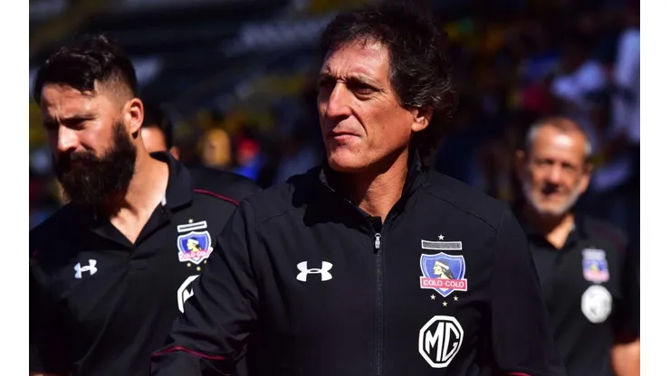¿Se "rebeló" el plantel de Colo Colo ante Mario Salas?