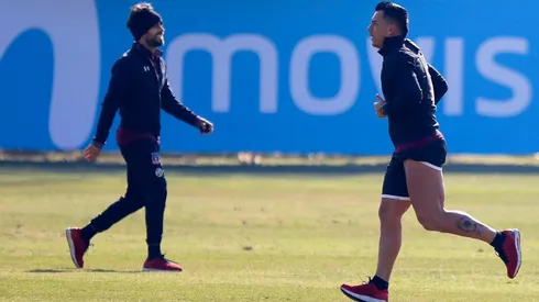 Valdivia y Paredes en una práctica. Saltarán a la cancha el sábado.