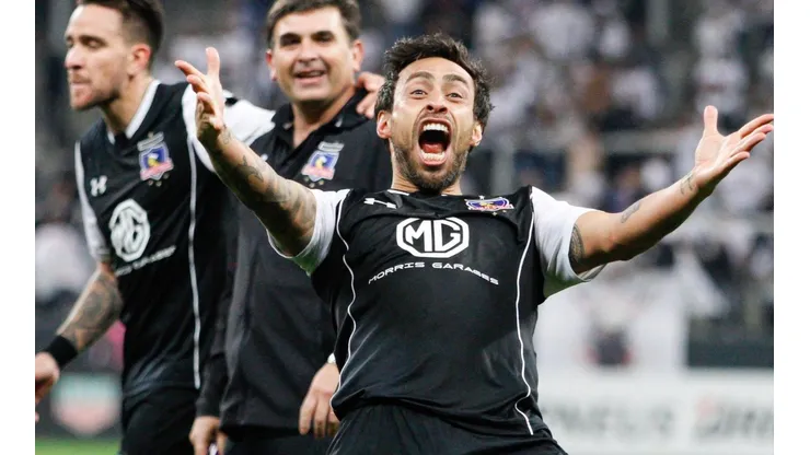 Jorge Valdivia celebra en la última Libertadores.