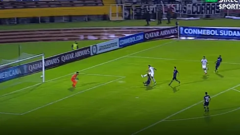 Esteban Paredes abrió la cuenta para el Cacique