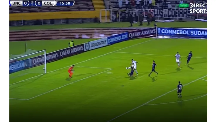 Esteban Paredes abrió la cuenta para el Cacique