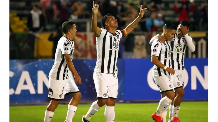 Esteban Paredes mostró su sencillez luego de su gol