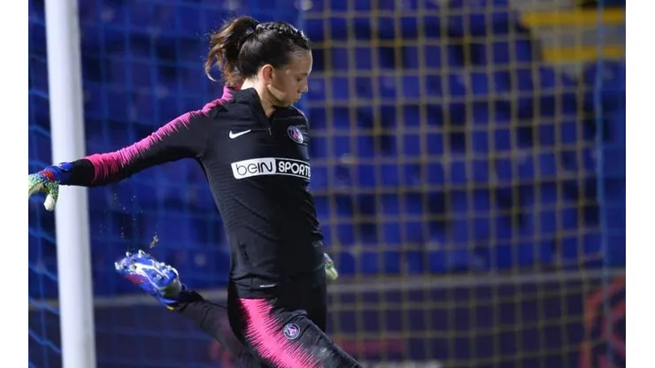 Un gol al último minuto eliminó a Tiane Endler de la Champions