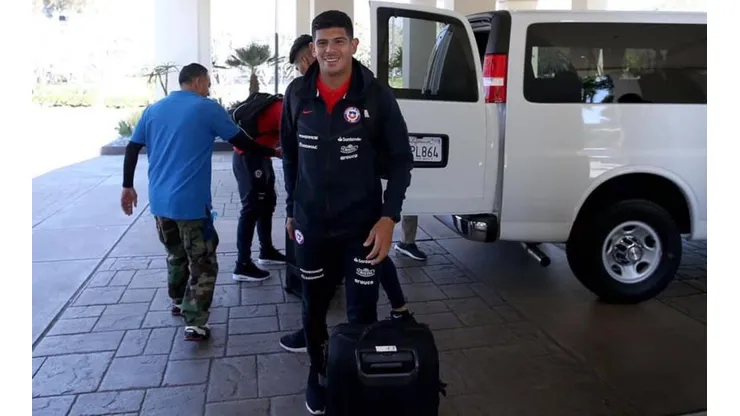 Esteban Pavez asoma como titular en la selección chilena