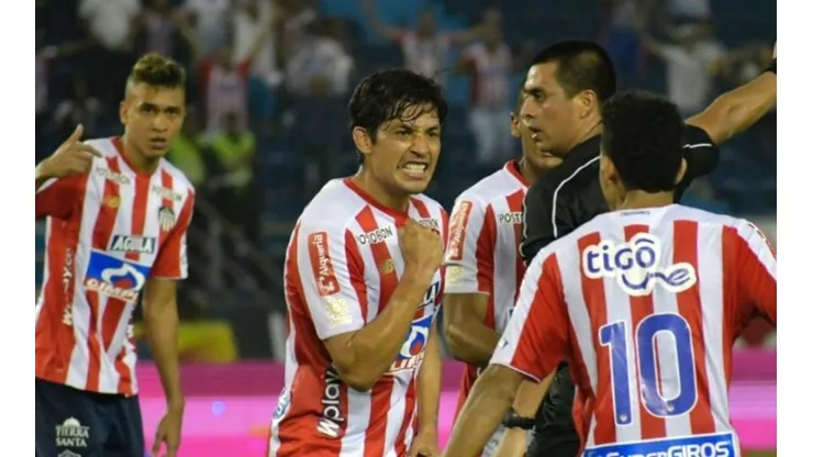 El chileno aún no convence y los hinchas piden a Sebastián Hernández