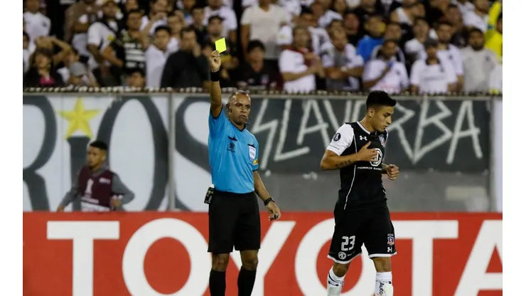 Wilton Sampaio dirigió a Colo Colo ante Atlético Nacional el 2018