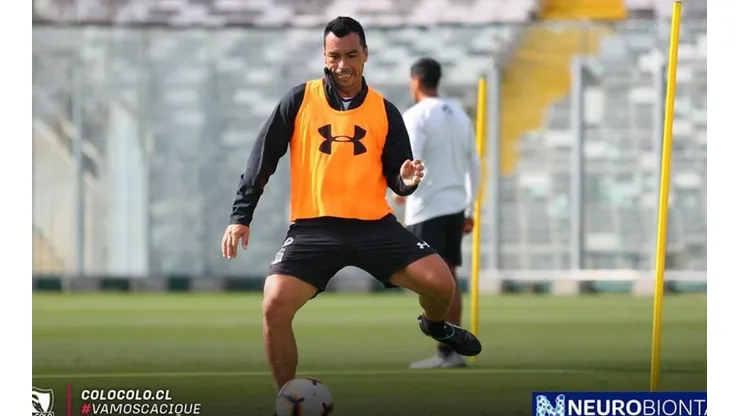 Esteban Paredes es la principal duda del Comandante