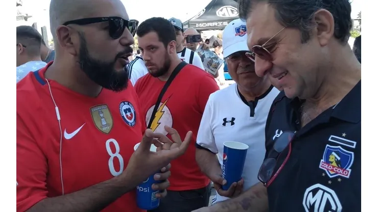 Aníbal Mosa respondió a las peticiones de los hinchas en el Monumental