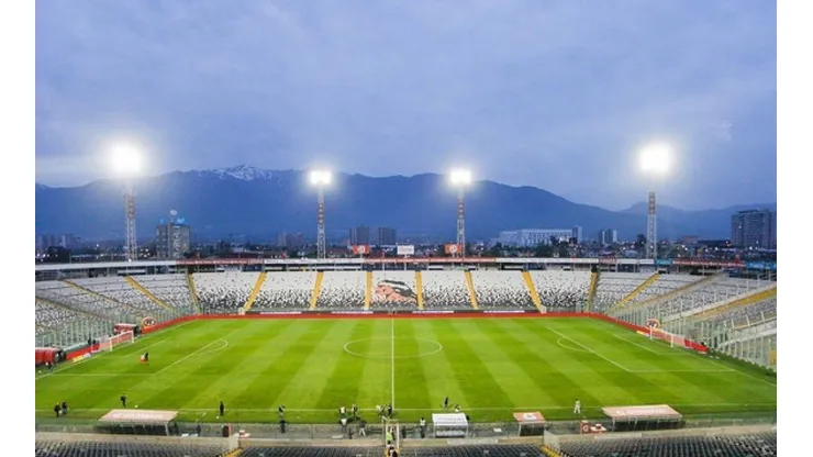 Palestino hará de local en el Monumental