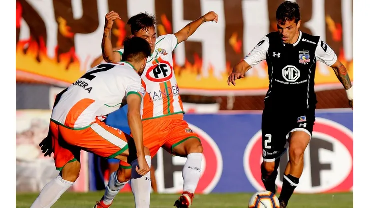Gabriel Costa enfrenta un rival en El Salvador.