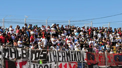 Hinchada en El Salvador