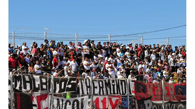 Hinchada en El Salvador