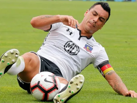 Esteban Paredes no jugará contra Curicó Unido