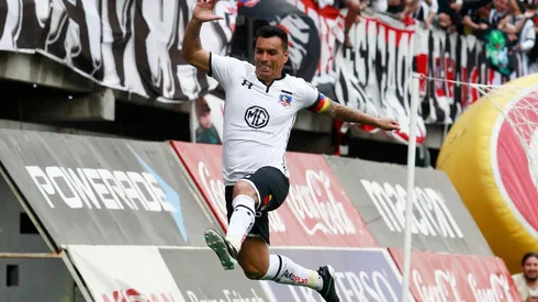 Paredes quiere volver a los abrazos.