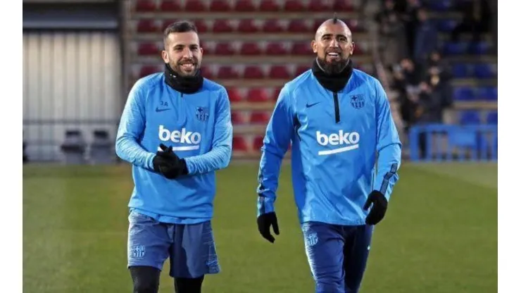 Último entrenamiento de Vidal antes del clásico