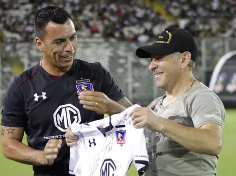 La ovación a Héctor Sáez, el bombero colocolino