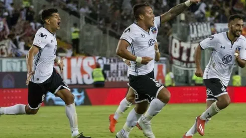 Javier Parraguez celebrando su gol en el Monumental.