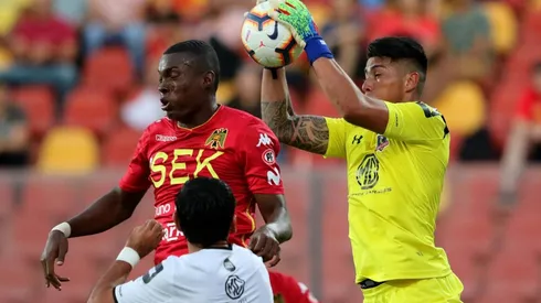 Brayan Cortés en el duelo ante Unión Española en el Santa Laura